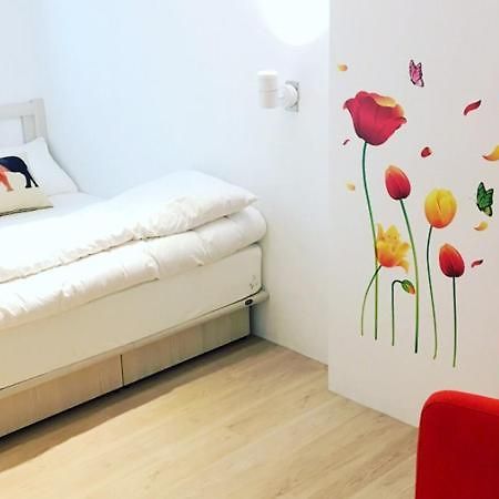 4Plus Hostel Тайпей Екстериор снимка